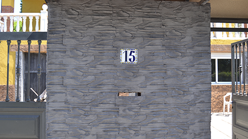 Muro de hormigón puerta acabado